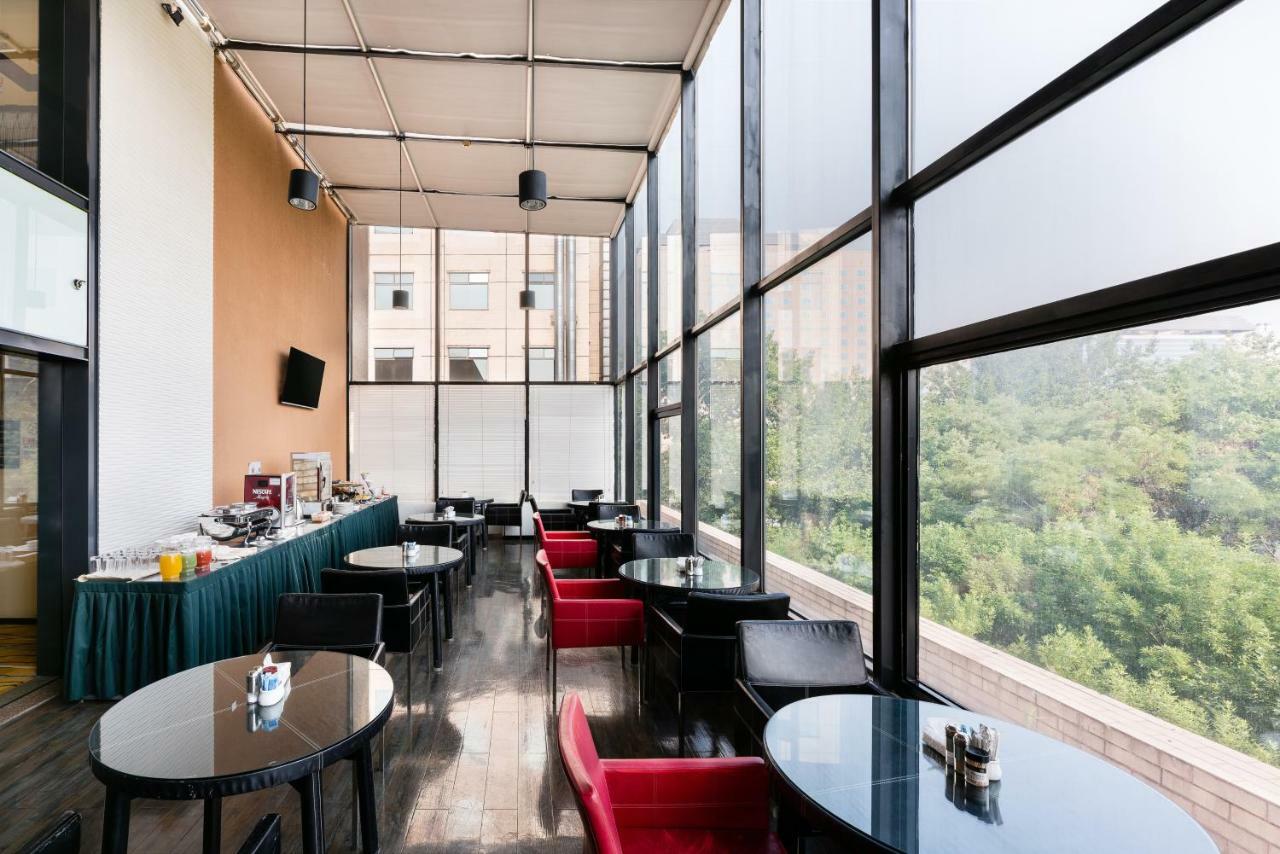 Sunjoy Hotel Peking  Buitenkant foto
